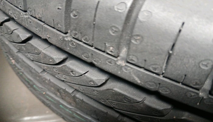 2022 Tata NEXON XZ PLUS PETROL DARK EDITION, Petrol, Manual, 20,699 km, tyre