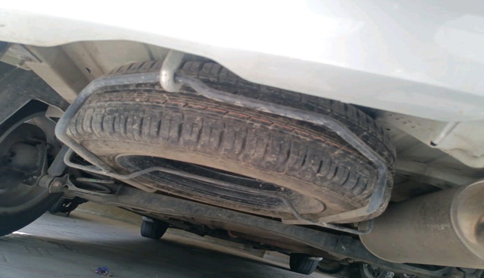 2020 Maruti Ertiga ZXI+ SHVS, Petrol, Manual, 16,273 km, tyre