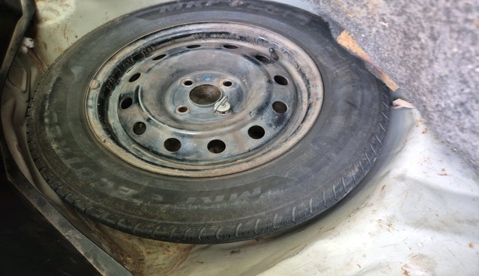 2012 Maruti Swift VDI, Diesel, Manual, 90,269 km, tyre