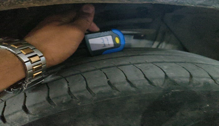 2018 Maruti Vitara Brezza VDI, Diesel, Manual, 65,228 km, tyre