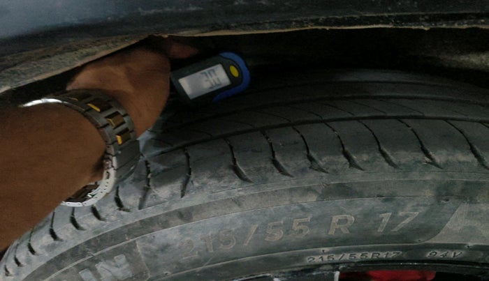 2018 Maruti Vitara Brezza VDI, Diesel, Manual, 65,228 km, tyre