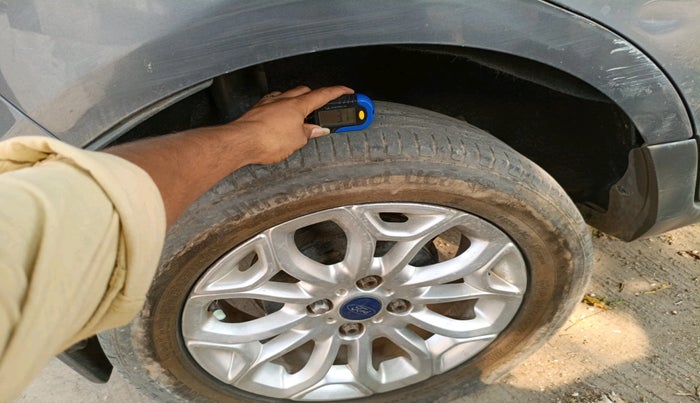 2015 Ford Ecosport TITANIUM 1.5L PETROL AT, Petrol, Automatic, 96,038 km, tyre