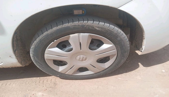 2018 Maruti Wagon R 1.0 VXI, Petrol, Manual, 70,160 km, tyre