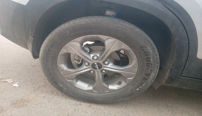 2022 KIA SELTOS HTK PLUS 1.5 IMT, Petrol, Manual, 36,082 km, tyre