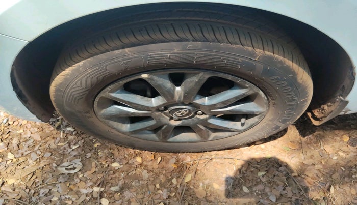 2019 Hyundai Elite i20 SPORTZ PLUS  1.2 CVT, Petrol, Automatic, 1,00,110 km, tyre