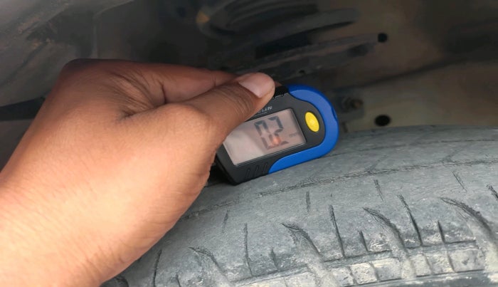 2017 Maruti Dzire VDI, Diesel, Manual, 1,59,166 km, tyre