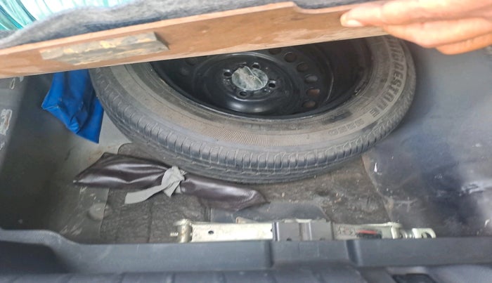 2017 Honda City 1.5L I-DTEC V, Diesel, Manual, 84,260 km, tyre