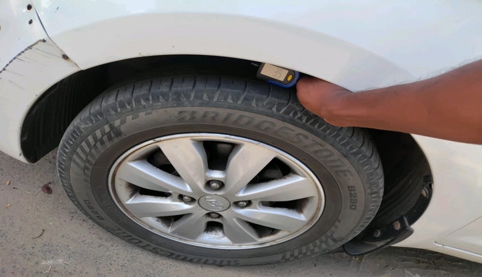 2012 Hyundai i20 ASTA 1.4 CRDI, Diesel, Manual, 1,41,736 km, tyre