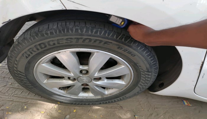 2012 Hyundai i20 ASTA 1.4 CRDI, Diesel, Manual, 1,41,736 km, tyre