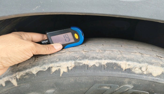 2021 KIA SONET HTE 1.5, Diesel, Manual, 84,454 km, tyre