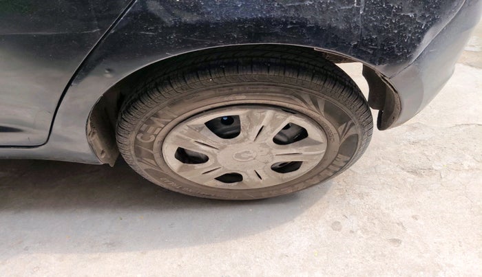 2007 Maruti Swift VXI 1.3, Petrol, Manual, 1,34,083 km, tyre