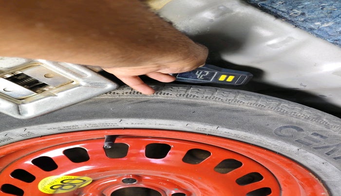 2023 Nissan MAGNITE XE, Petrol, Manual, 73,050 km, tyre