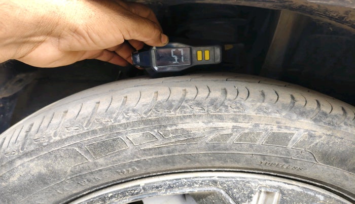 2023 Nissan MAGNITE XE, Petrol, Manual, 73,050 km, tyre