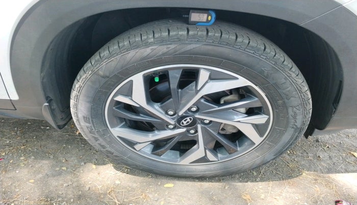 2022 Hyundai Creta SX (O) 1.4 TURBO DCT, Petrol, Automatic, 47,967 km, tyre