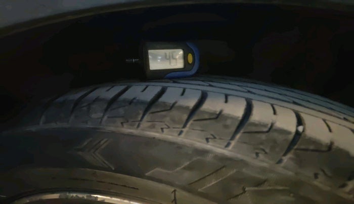 2016 Hyundai Creta SX PLUS 1.6 PETROL, Petrol, Manual, 58,958 km, tyre