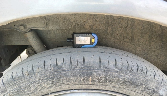 2016 Maruti Wagon R 1.0 LXI CNG, CNG, Manual, 1,13,301 km, tyre