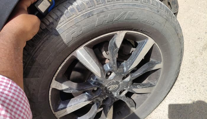 2019 Mahindra XUV500 W11, Diesel, Manual, 66,182 km, tyre