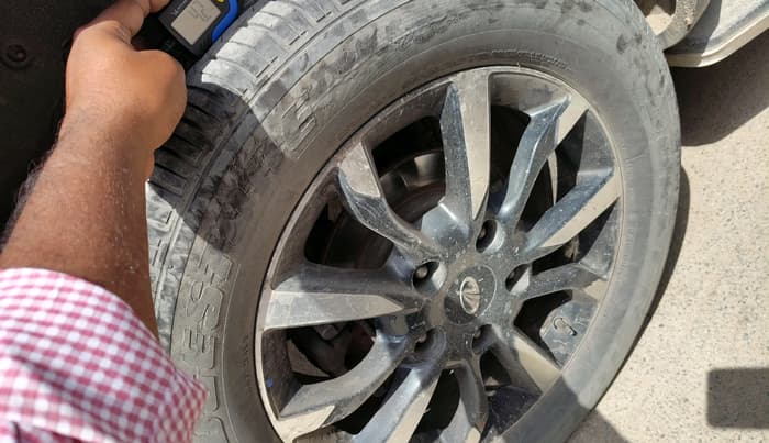 2019 Mahindra XUV500 W11, Diesel, Manual, 66,182 km, tyre