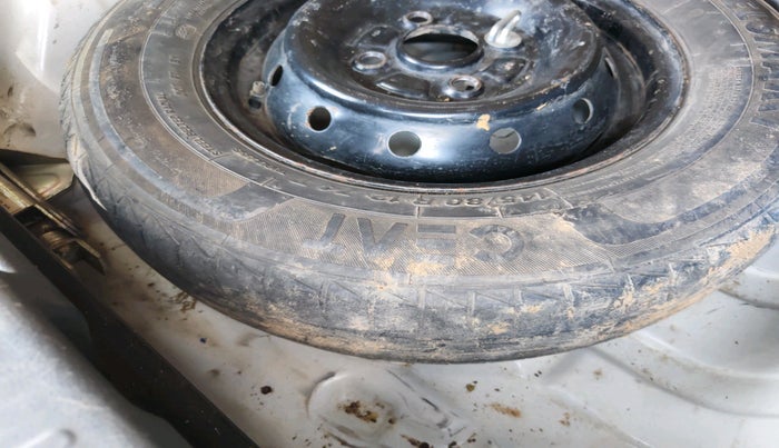 2020 Maruti Alto LXI, Petrol, Manual, 61,766 km, tyre