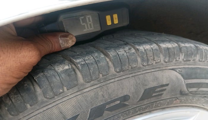 2017 Hyundai Elite i20 SPORTZ 1.2, Petrol, Manual, 87,469 km, tyre