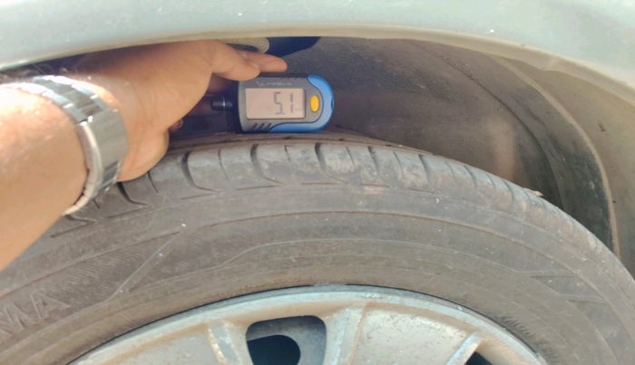 2012 Ford Fiesta Classic CLXI 1.4 DIESEL, Diesel, Manual, 1,55,911 km, tyre