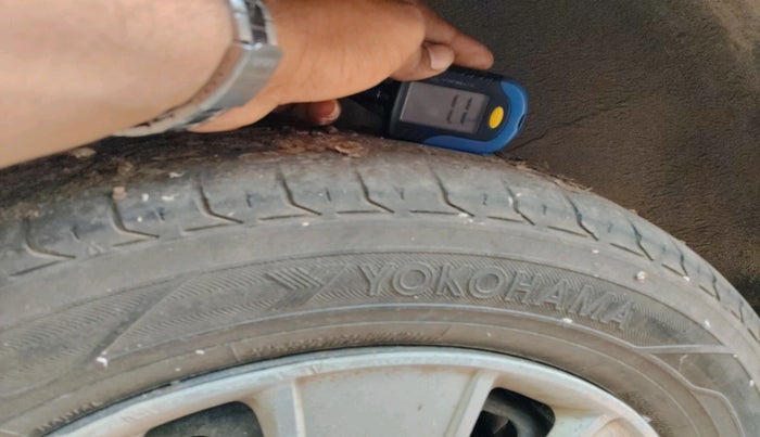 2012 Ford Fiesta Classic CLXI 1.4 DIESEL, Diesel, Manual, 1,55,911 km, tyre