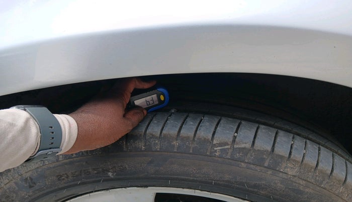 2010 Mercedes Benz GL Class 350 CDI BLUE EFFICIENCY, Diesel, Automatic, 1,55,898 km, tyre