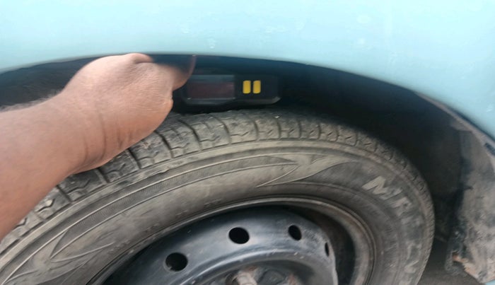 2012 Maruti Alto 800 LXI CNG, CNG, Manual, 89,580 km, tyre