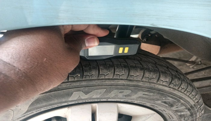 2012 Maruti Alto 800 LXI CNG, CNG, Manual, 89,580 km, tyre