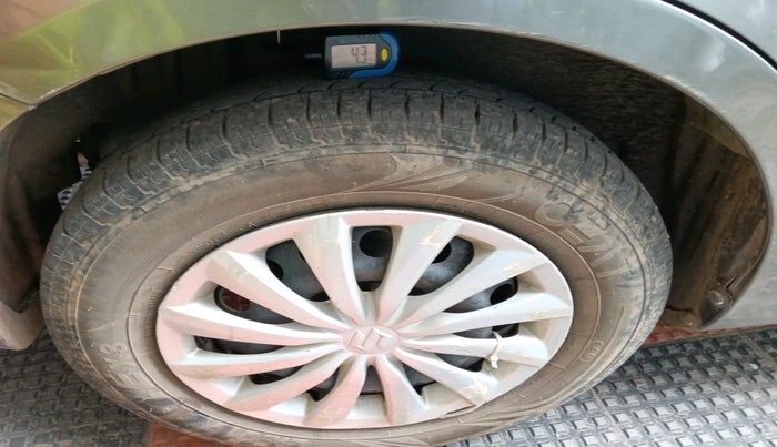 2015 Maruti Swift Dzire VDI, Diesel, Manual, 81,319 km, tyre