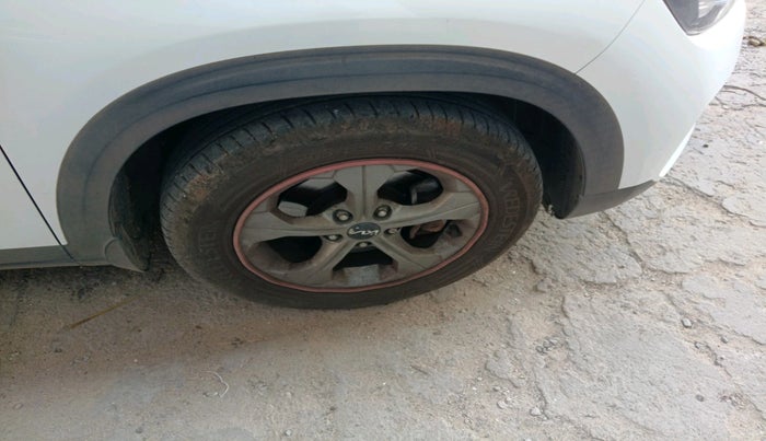 2021 KIA SELTOS HTK PLUS 1.5 IMT, Petrol, Manual, 92,933 km, tyre