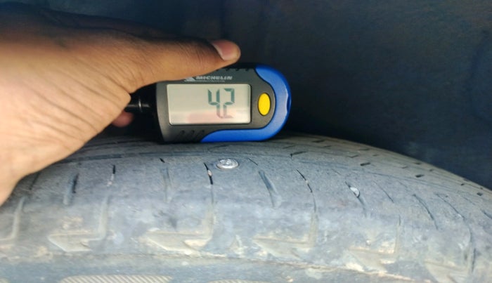 2022 Maruti Celerio VXI CNG, CNG, Manual, 29,979 km, tyre