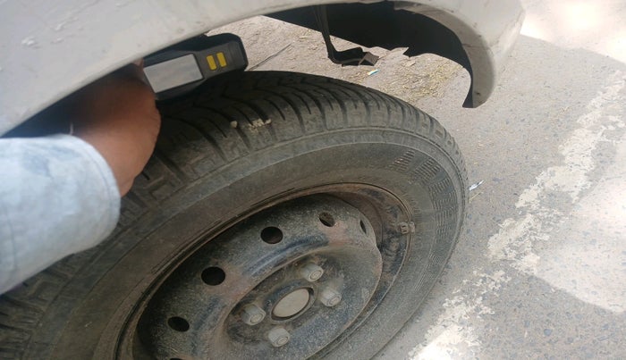 2016 Maruti Alto 800 LXI, Petrol, Manual, 33,155 km, tyre