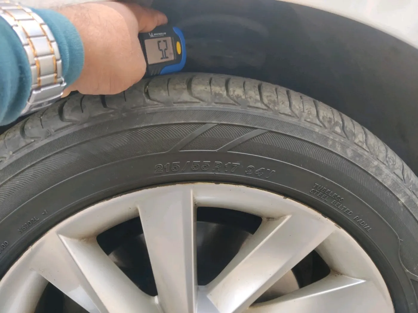 2018 Skoda Superb L&K 1.8 TSI AT, Petrol, Automatic, 1,06,199 km, tyre