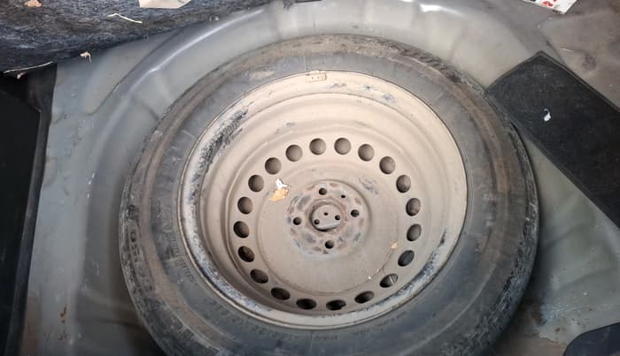 2018 Maruti Baleno DELTA PETROL 1.2, Petrol, Manual, 65,67,000 km, tyre