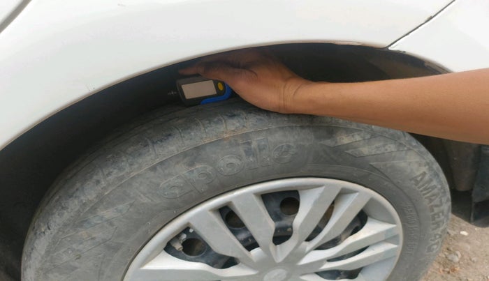 2016 Maruti Swift Dzire TOUR DIESEL, Diesel, Manual, 90,186 km, tyre