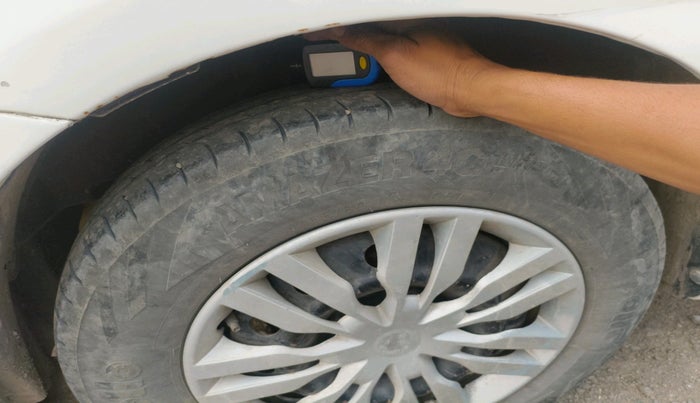 2016 Maruti Swift Dzire TOUR DIESEL, Diesel, Manual, 90,186 km, tyre