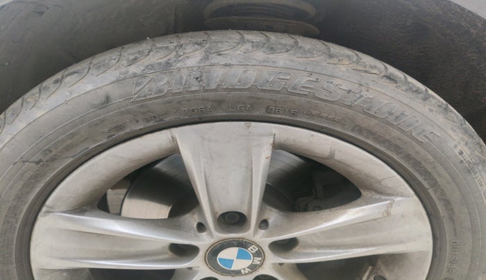 2012 BMW 3 Series 320d, Diesel, Automatic, 1,24,164 km, tyre