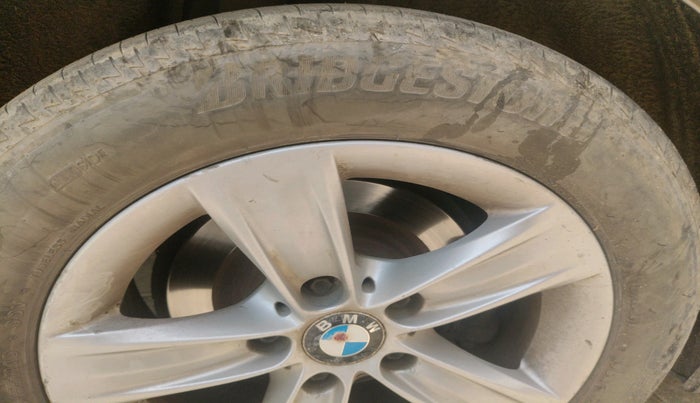 2012 BMW 3 Series 320d, Diesel, Automatic, 1,24,164 km, tyre