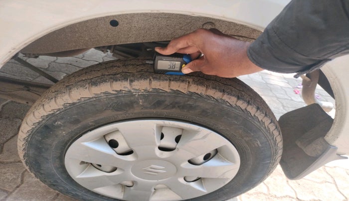 2024 Maruti Eeco 5 Str Ac CNG (O) , CNG, Manual, 27,578 km, tyre