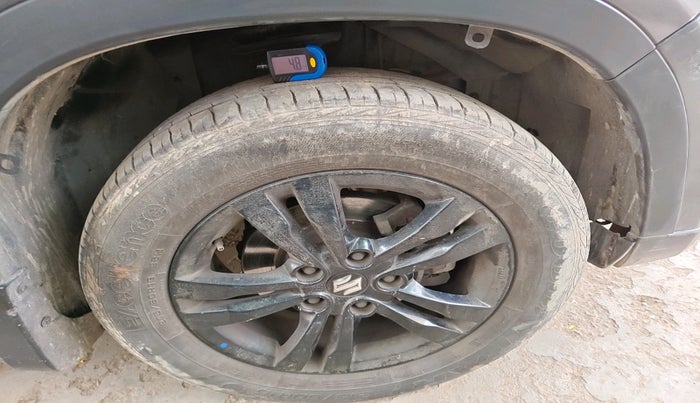 2018 Maruti Vitara Brezza ZDI PLUS AMT, Diesel, Automatic, 1,20,321 km, tyre