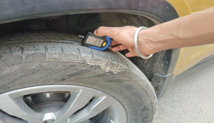 2016 Maruti Vitara Brezza ZDI PLUS DUAL TONE, Diesel, Manual, 1,91,466 km, tyre