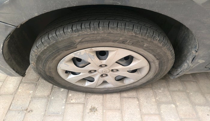 2017 Hyundai Elite i20 SPORTZ 1.4 CRDI, Diesel, Manual, 1,17,350 km, tyre