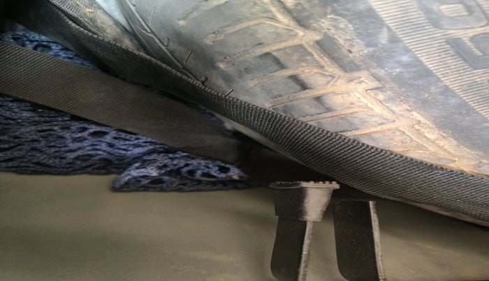 2017 Hyundai Elite i20 SPORTZ 1.4 CRDI, Diesel, Manual, 1,17,350 km, tyre