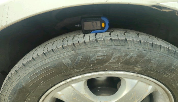 2010 Hyundai Verna TRANSFORM 1.5 SX CRDI, Diesel, Manual, 1,46,783 km, tyre