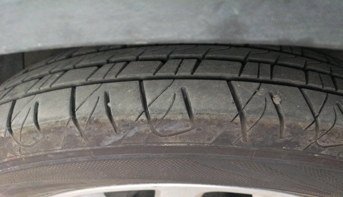 2018 Hyundai Creta SX 1.6 PETROL, Petrol, Manual, 49,252 km, tyre