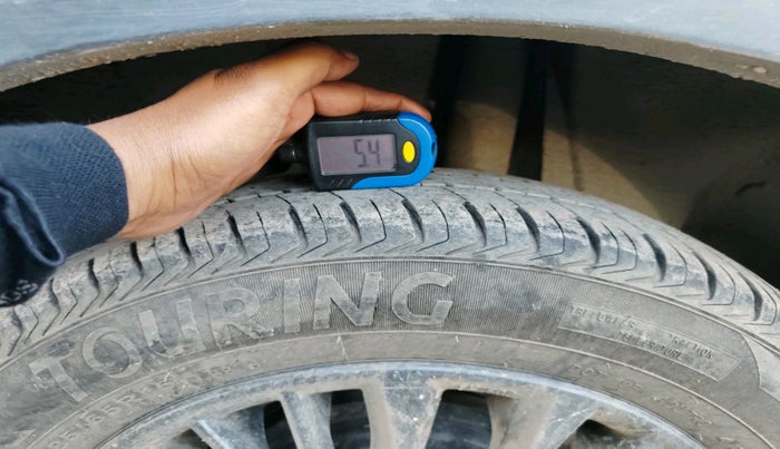 2021 Maruti XL6 ZETA MT, Petrol, Manual, 75,403 km, tyre