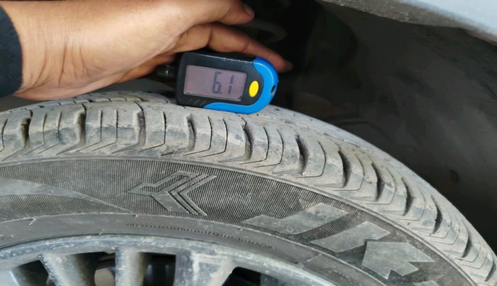 2021 Maruti XL6 ZETA MT, Petrol, Manual, 75,403 km, tyre