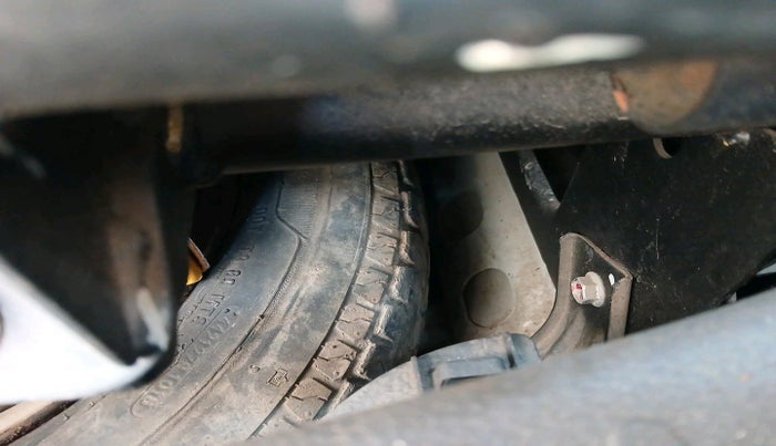 2012 Maruti Wagon R 1.0 LXI CNG, CNG, Manual, 60,986 km, tyre