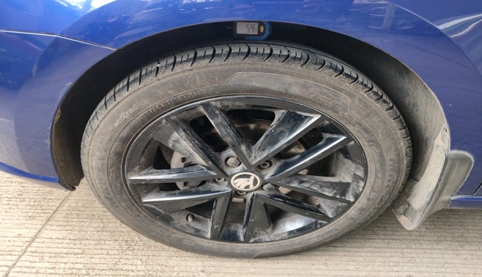 2019 Skoda Rapid AMBITION 1.5 TDI AT, Diesel, Automatic, 63,910 km, tyre